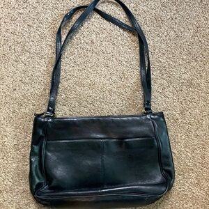 Woodward Shoulder bag / purse very clean & soft